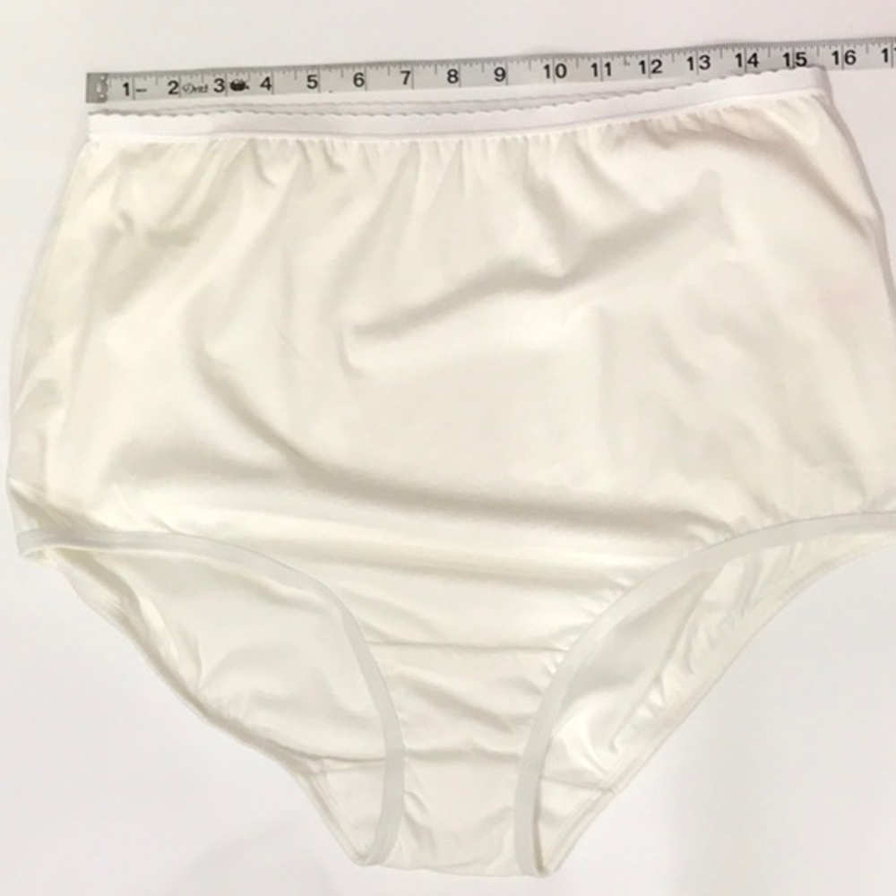 Breezies Set of 6 Cotton Brief Panties w/UltimAir - Picture 4 of 5